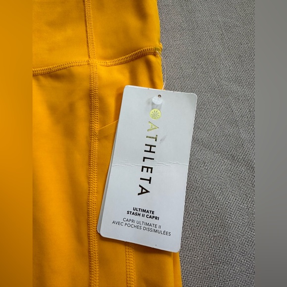 Athleta Ultimate Stash 2 Capri Leggings New - Picture 4 of 9